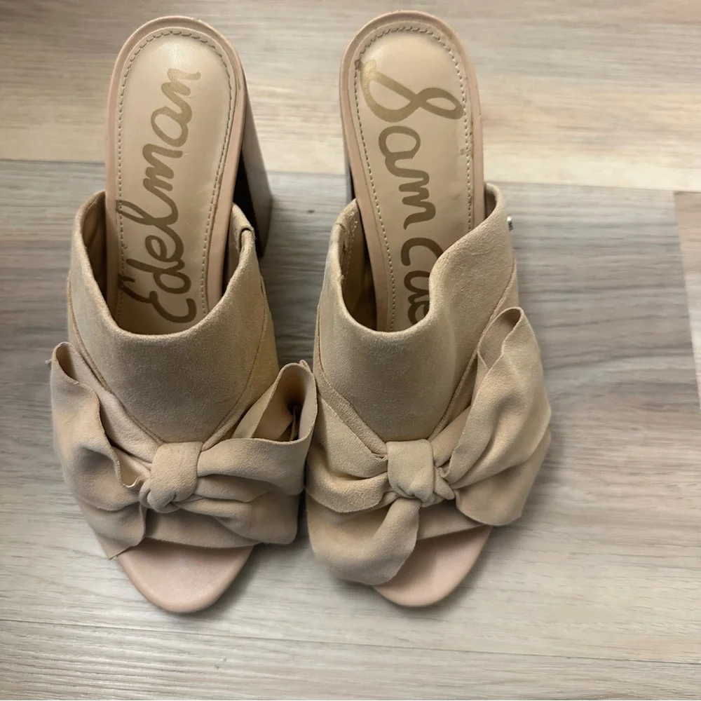 Sam Edelman Suede Beige Bow Mules EUC size 8 Women’s - Picture 2 of 5